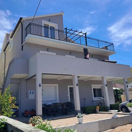 Apartments Tonci Tribunj  Luaran gambar
