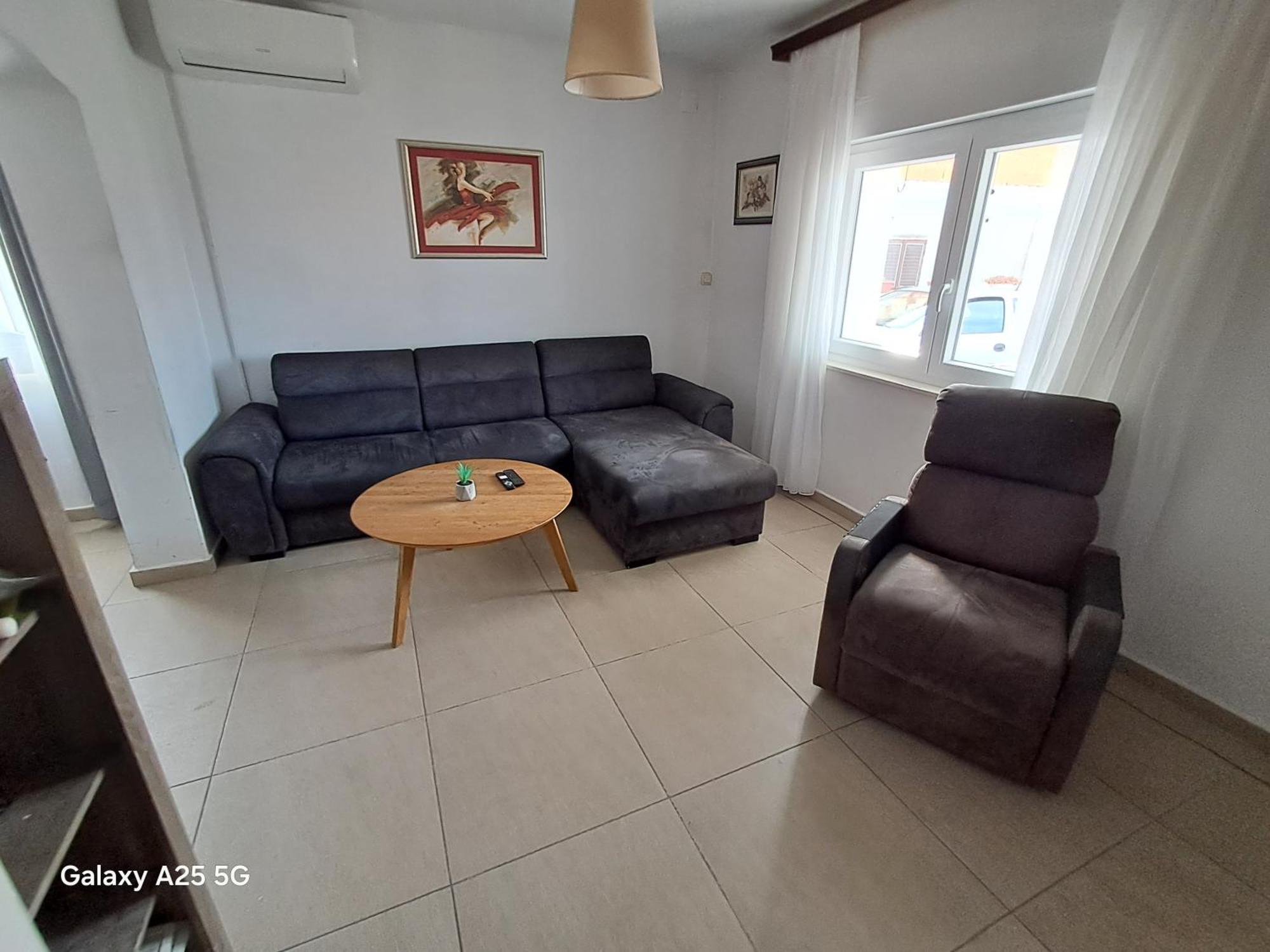 Apartments Tonci Tribunj  Bilik gambar